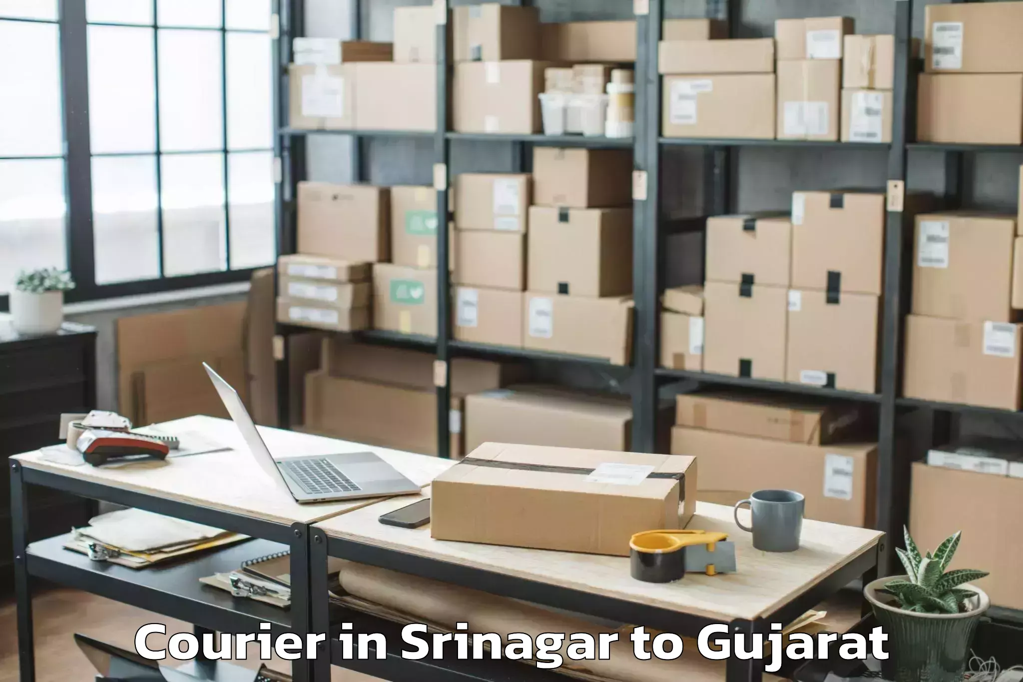 Quality Srinagar to Ahmedabad Airport Amd Courier